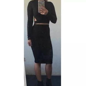 Cut-out Ribbed Long Sleeve Crop Top